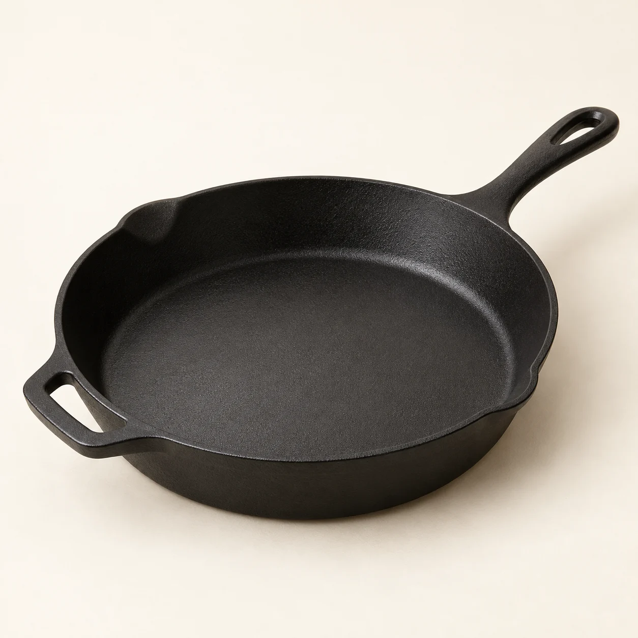 Cast Iron Breakfast Skillet in Matte Black