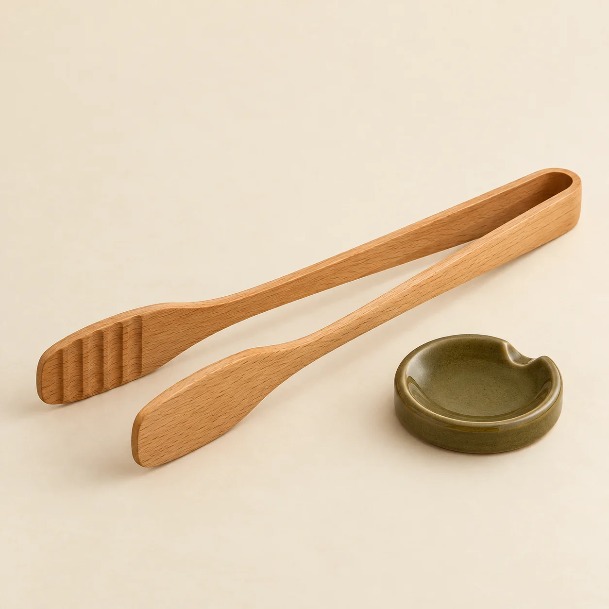 Toast Tongs & Rest in Natural Wood & Olive